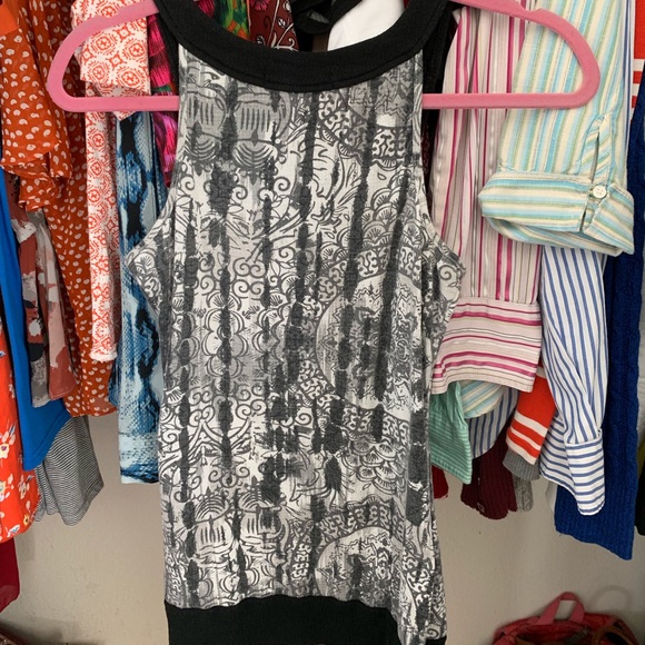 Almost Famous top - Picture 2 of 4